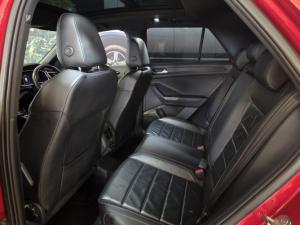 Volkswagen T-Roc 2.0TSI 4Motion R-Line - Image 9
