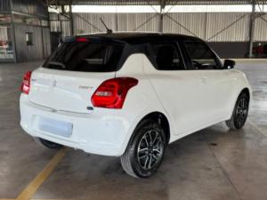 Suzuki Swift 1.2 GLX manual - Image 3