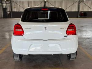 Suzuki Swift 1.2 GLX manual - Image 4