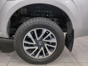 Nissan Navara 2.3D double cab 4x4 LE auto - Image 14