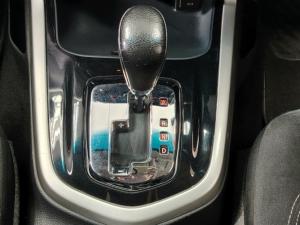 Nissan Navara 2.3D double cab 4x4 LE auto - Image 8