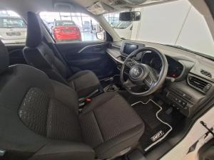 Suzuki Swift 1.2 GL+ auto - Image 8