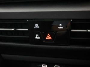 Volkswagen Golf 1.4TSI Life Plus - Image 11