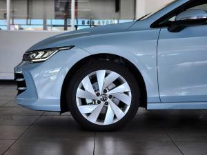 Volkswagen Golf 1.4TSI Life Plus - Image 37