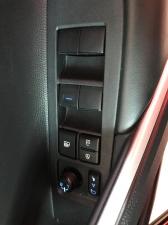 Toyota Corolla Cross 1.8 XR - Image 12