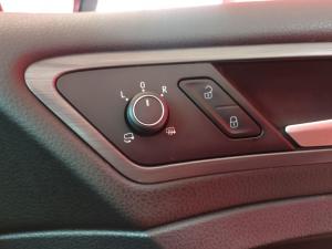 Volkswagen Golf 1.4TSI Comfortline - Image 13