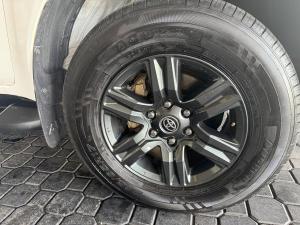 Toyota Hilux 2.4GD-6 double cab 4x4 Raider auto - Image 17