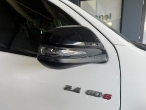 Toyota Hilux 2.4GD-6 double cab 4x4 Raider auto - Image 5