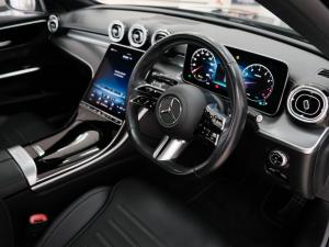 Mercedes-Benz C-Class C200 AMG Line - Image 10