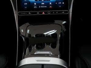 Mercedes-Benz C-Class C200 AMG Line - Image 16