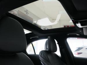 Mercedes-Benz C-Class C200 AMG Line - Image 26