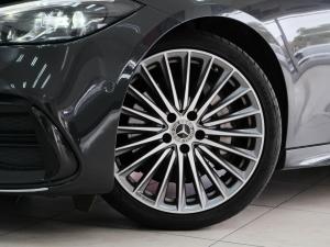 Mercedes-Benz C-Class C200 AMG Line - Image 27