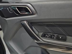 Ford Everest 3.2TDCi 4WD Limited - Image 13