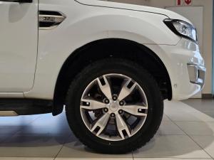 Ford Everest 3.2TDCi 4WD Limited - Image 19