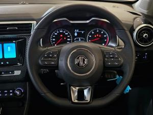 MG ZS 1.5 Luxury - Image 10