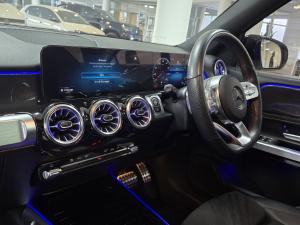 Mercedes-Benz GLB GLB250 Progressive - Image 12