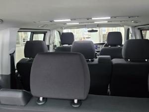 Volkswagen Transporter 2.0BiTDI Kombi SWB Trendline Plus 4Motion - Image 5