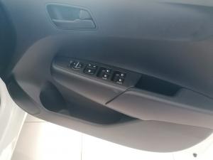 Kia Picanto 1.0 LS automatic - Image 15