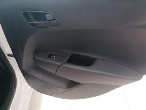 Kia Picanto 1.0 LS automatic - Image 20