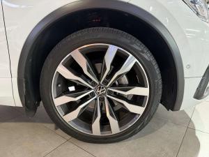 Volkswagen Tiguan Allspace 1.4 TSI R-LINE DSG - Image 19