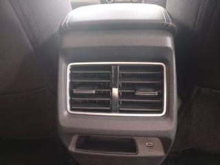 Mahindra XUV 3XO 1.2T AX5 auto