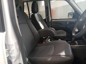 Mahindra Pik Up 2.2CRDe double cab S11 - Image 21
