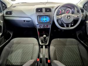 Volkswagen Polo Vivo hatch 1.6 Life - Image 15