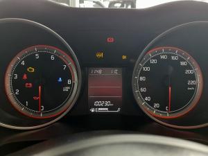 Suzuki Swift 1.2 GLX manual - Image 21