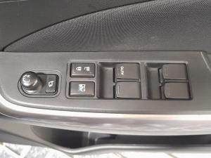 Suzuki Swift 1.2 GLX manual - Image 24