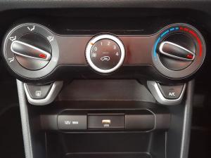 Kia Picanto 1.0 Street auto - Image 23