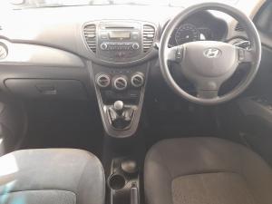 Hyundai i10 1.25 Fluid - Image 17