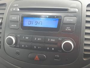 Hyundai i10 1.25 Fluid - Image 19