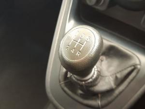 Hyundai i10 1.25 Fluid - Image 21