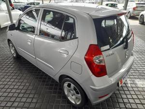 Hyundai i10 1.25 Fluid - Image 5