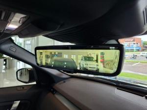 Land Rover Discovery Sport D200 R-Dynamic SE - Image 20