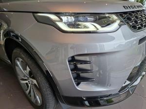 Land Rover Discovery Sport D200 R-Dynamic SE - Image 3