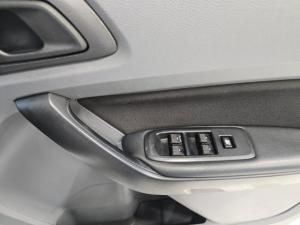 Ford Ranger 2.2TDCi double cab Hi-Rider XL auto - Image 20