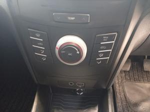 Mahindra XUV300 1.2T W6 - Image 20