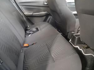 Suzuki Swift 1.2 GLX auto - Image 10