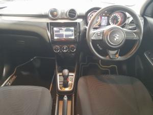 Suzuki Swift 1.2 GLX auto - Image 17
