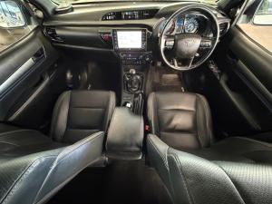 Toyota Hilux 2.8GD-6 double cab 4x4 Legend RS manual - Image 6