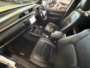 Toyota Hilux 2.8GD-6 double cab 4x4 Legend RS manual - Image 7