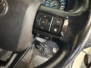 Toyota Hilux 2.8GD-6 double cab 4x4 Legend RS manual - Image 10