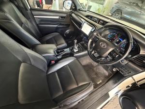 Toyota Hilux 2.8GD-6 double cab 4x4 Legend RS manual - Image 13