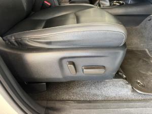 Toyota Hilux 2.8GD-6 double cab 4x4 Legend RS manual - Image 15