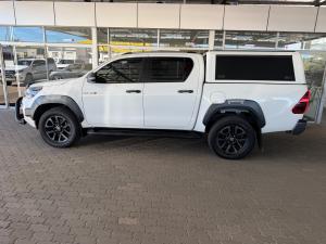 Toyota Hilux 2.8GD-6 double cab 4x4 Legend RS manual - Image 19