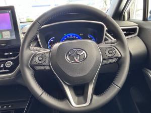 Toyota Corolla Cross 1.8 HEV XS - Image 8