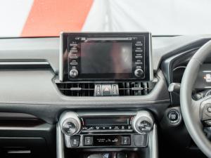 Toyota RAV4 2.5 VX AWD - Image 9