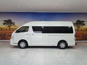 Toyota Hiace 2.5D-4D bus 14-seater GL - Image 10