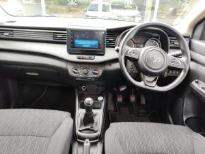 Toyota Rumion 1.5 SX manual - Image 6